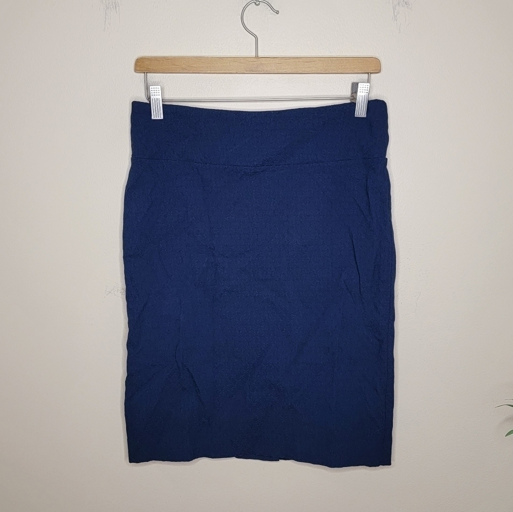 Margaret M Navy Blue Textured Stretchy Pencil Skirt Size Large Office Basic Chic